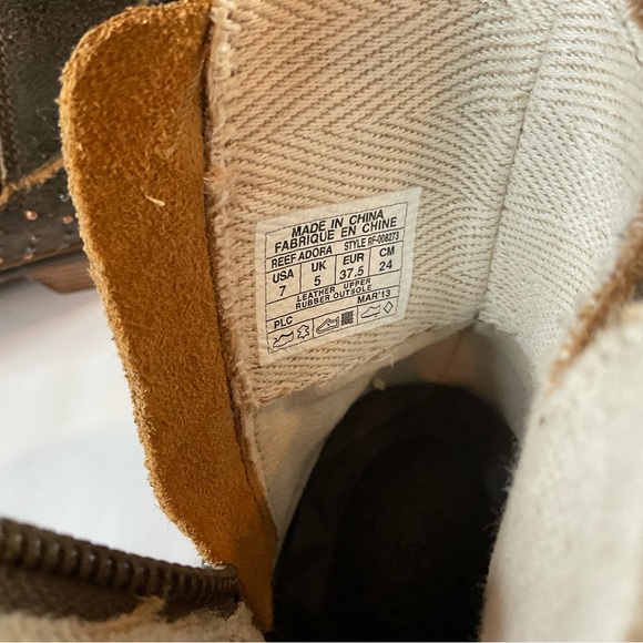 Reef Adora studded detail rustic distressed faux leather ankle boots women’s 7 - Picture 6 of 6